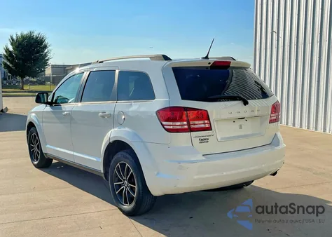 2018 Dodg Journey Se White из США, поврежденный, VIN 3C4PDCAB4JT386155